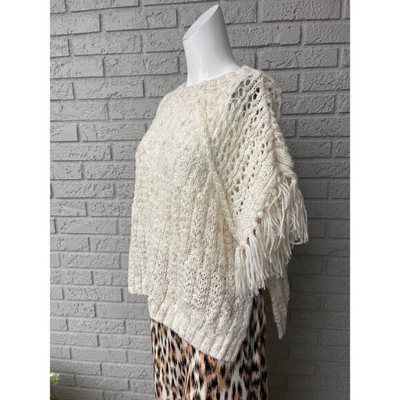Universal Thread Women Cream Chunky Fringe Sweater Size One Size Fits Most - Picture 2 of 11